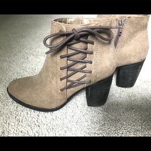 Bamboo Lace up chunky heel booties